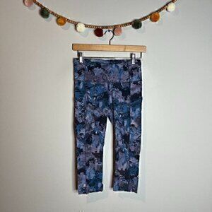 Lululemon Wunder Under floral cropped leggings